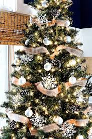 Reference In 2020 Christmas Tree Decorating Themes Burlap Christmas Tree Christmas Tree Themes