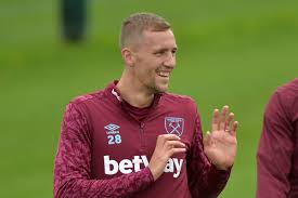 Tomáš souček na mě opravdu udělal dojem. Daily Schmankerl Bayern Munich Scoping West Ham S Tomas Soucek Neymar S New Release Clause Julian Nagelsmann Pondering Hockey Move And More Bavarian Football Works