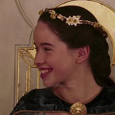 Susan Pevensie se caracteriza por ser una magnífica arquera, la mejor de  Narnia. Su primera aparición es en las Crónicas de Narnia: El león, la  bruja y el ropero a los 12 años, y en la última batalla ...