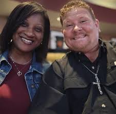 All the pretty girls use Jax Wax Nashville.