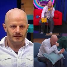 Bienvenidos al insomnio del jueves 28 de agosto Voy a pasar lista 🫩