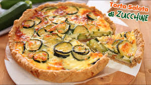 Facilissima, dal sapore eccezionale, insomma una nuova ricetta sciuè sciuè da fare e rifare! Torta Salata Di Zucchine Ricetta Facile Con Pasta Brisee All Olio Fatta In Casa