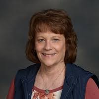 Amy Wix's Instagram, Twitter & Facebook