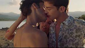 MMF things: Spanish str8-bi threesome kissing… ThisVid.com