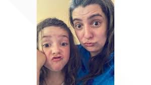 Stacy Delong's Instagram, Twitter & Facebook