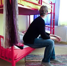 Some of the costumes used throughout, especially the dances. Frauenhauser Wenn Die Letzte Zuflucht Uberfullt Ist Welt