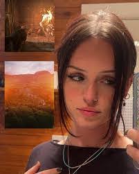 Casey Henning's Instagram, Twitter & Facebook