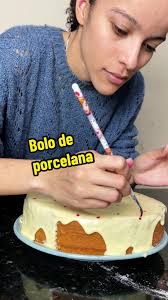 Quer aprender a fazer a pintura desse bolo? Então entra no grupo que d...