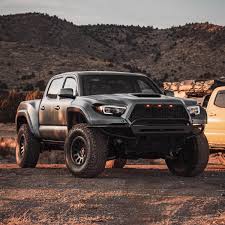 6 2015 toyota tacoma 6 lug basic or coilover lift kit by fabtech. Toyota Tacoma 33s 34 S Or 35 Inch Tires What Lift And Wheels To Pick