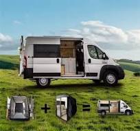 Remolque camper con techo elevable para aventuras familiares en todo terreno