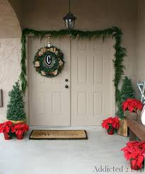 22 christmas door decorations your house needs asap. 40 Festive Christmas Door Decoration Ideas Ideas Inspiration