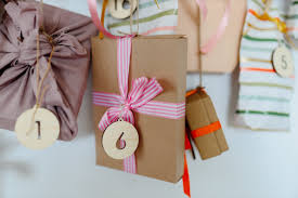 To make the wheels perfect circles use this little trick to make a big, homemade compass! Make Your Own Cardboard Gift Boxes No Template Needed Clever Poppy