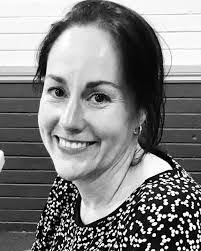 Lillian Drummond's Instagram, Twitter & Facebook