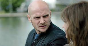 Série policière de chris briant (2018). L Art Du Crime France 2 Une Saison 4 Menacee Toutelatele