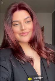 Neue Haarfarbe: Dunkelrot Bewertung 1-10