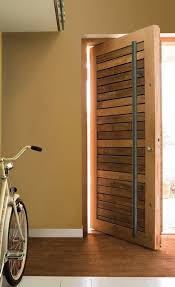 Une Jolie Porte D Entree Pour Ma Maison Le Blog Deco De Mlc Porte Entree Bois Porte D Entree Porte Entree Maison