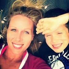 Lacey Potts (laceygroves17)