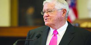 Local pastor delivers House's opening prayer