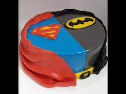 Und richig schön war hierbei, das ich mir überhaupt keine gedanken machen musste. Batman Vs Superman Motivtorte Einfache Fondantaufleger Herstellen Kindergeburtstag Youtube