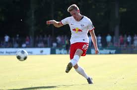 Find out which football teams are leading the pack or at the foot of the table in the german bundesliga on bbc sport. Bundesliga Bleacher Report Latest News Videos And Highlights