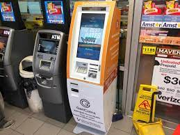 Customers can buy bitcoin using cash at the bitcoin atm. Bitcoin Atm In Chicago W Chicago Hamlin Amstar Gas Station