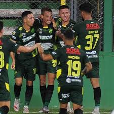 Defensa y justicia vs patronato. Cihjoyoqh31ffm