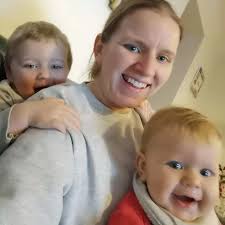 Mum explains how she left hospital with newborn baby unaware of national  lockdown