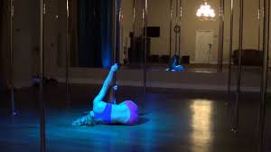 Beautiful Routine Showing Awesome Floor Work Good For Beginners Pole Dancing Pole Fitness Inspiration Pole Dancing Videos
