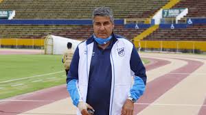 Salsa, ska, merengue, blues, reggae y moderna. Santiago Escobar Dirigira Su Partido 100 En Universidad Catolica