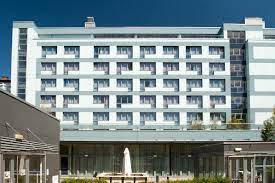 Linz state gallery and nordico museum are local landmarks, and the area's natural beauty can be seen at. Park Inn Hotel Linz Linzner Metallbau