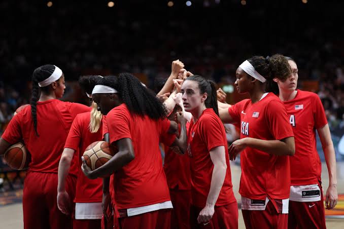 What Caitlin Clark praised Angel Reese for amid FIBA Team USA play - Yahoo  Sports