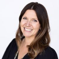 90+ "Amanda Born" profiles