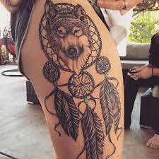The wolf tattoo often represents a free spirit frequently referred to as a lone wolf. Wolf Dreamcatcher Tattoo Traumfanger Tattoo Traumfanger Tattoo Design Traumfanger Tattoos