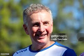 144 Tony Merrick Fotos und hochauflösende Bilder