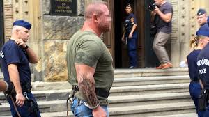 Browse the user profile and get inspired. Egy Orara Levaghatta A Nyomkovetojet A Dozsa Gorgy Uti Gazolo Zoom Hu