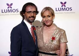 David gordon rowling murray was born on the 24th of march 2003 in edinburgh, scotland. J K Rowling And Neil Murray Dating Gossip News Photos