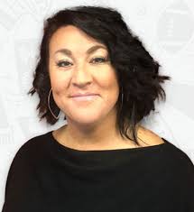 Shannon Chinn's Instagram, Twitter & Facebook