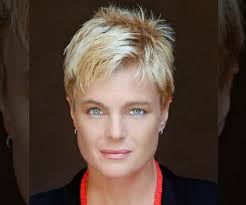 Her husband's name is roch diagle (2005). Erika Eleniak Biography Facts Childhood Family Life Achievements