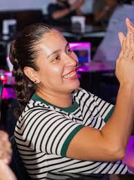 🎤 “Hoy es viernes y el cuerpo lo sabe…” 🎶 En Claps Canta Bar arrancamos  el fin de semana con Margaritas por solo $100 🍹✨ Súbete al escenario,  canta tus rolas favoritas