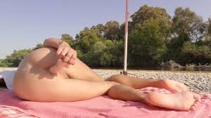 Fóllame el culo en la playa