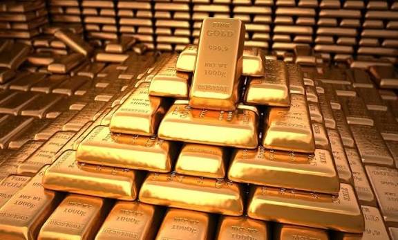 الذهب تحت ضغط الفائدة والدولار.. «جولد بيليون» تكشف توقعات الأسعار الفترة المقبلة
