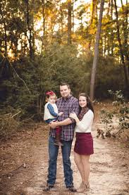 What To Wear For Fall Family Photos When It S Hot In The South