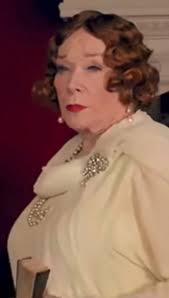 Happy heavenly birthday to the Queen Mother of British soaps, the  indomitable Doris Speed, aka Coronation Street's Annie Walker. Here she is  reigning over the Rovers Return bar whilst getting one up