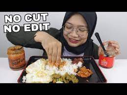 Batch ke 4 untuk sambal geprek padu beb by nasi kukus boss sudah dibuka! Sambal Geprek Padu Beb Ft Sambal Nyet Khairul Aming No Cut No Edit Challenge Youtube