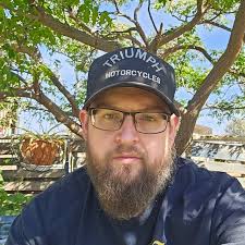 1. I need a haircut 2. I should probably recolour my hair too 3. I need a  bigger cup 4. This Silly Goose University jumper is my favourite 5. Can I  nap in your lap?