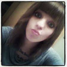 Deanna Hackney's Instagram, Twitter & Facebook