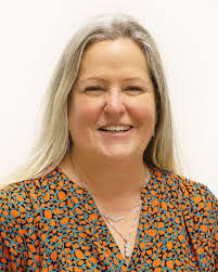 Peter Veloz's Instagram, Twitter & Facebook