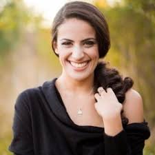 Meliza Mokrani (@melizam)