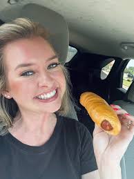 Finally got a kolache (or klobasnek)!!! Hope everyone's week is off to a  great start!