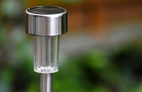 Solarleuchten dienen als stimmungsvolle lichtquellen in deinem garten. Garten Solarleuchten Kostengunstige Umweltschonende Beleuchtung